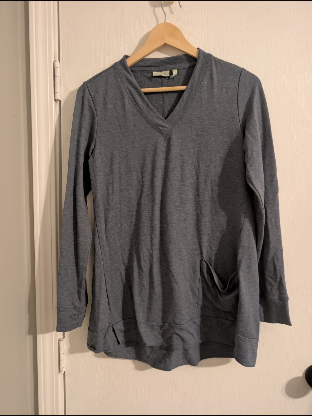 MISSLOOK Women's Long Sleeve V-Neck Tunic in Heather Gray